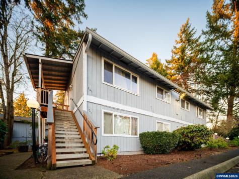 340 S Locust Street Canby OR 97013
