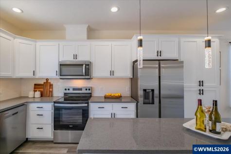 538 S 7th Street Independence OR 97351