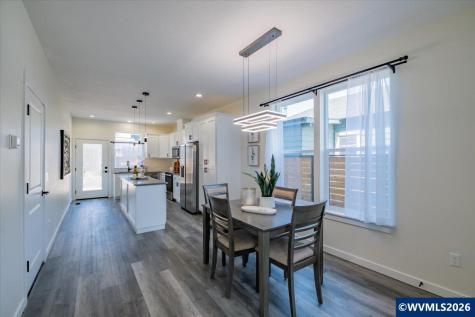 538 S 7th Street Independence OR 97351