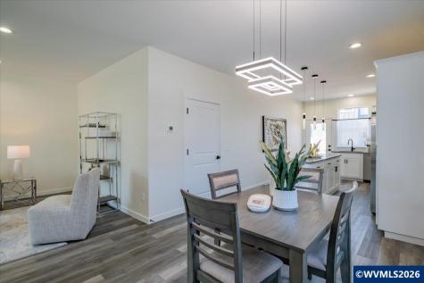 538 S 7th Street Independence OR 97351