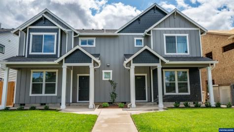 16 & 18 Sand Ridge Court Lebanon OR 97355