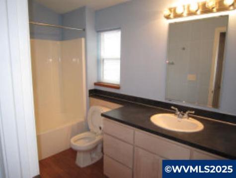 380 Owens (& 1102 Fairmount) Street S Salem OR 97302