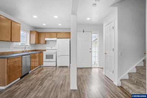 6946 Ridgetop (-6948) Drive NE Keizer OR 97303