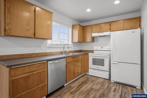 6946 Ridgetop (-6948) Drive NE Keizer OR 97303