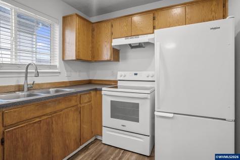 6946 Ridgetop (-6948) Drive NE Keizer OR 97303