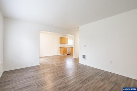 6946 Ridgetop (-6948) Drive NE Keizer OR 97303
