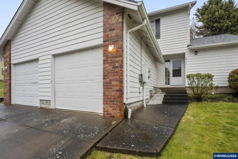 6946 Ridgetop (-6948) Drive NE Keizer OR 97303
