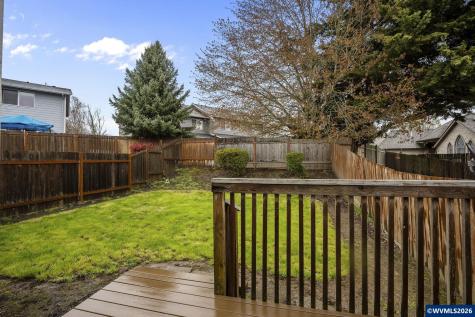 6946 Ridgetop (-6948) Drive NE Keizer OR 97303