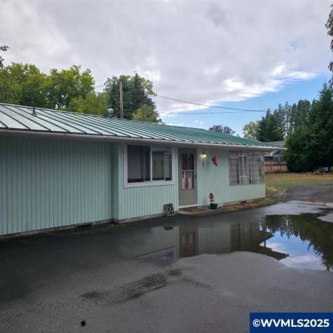 1080-1120 SW 35th Street Corvallis OR 97333