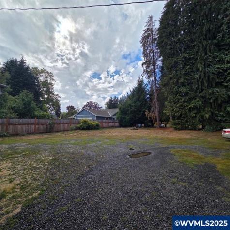 1080-1120 SW 35th Street Corvallis OR 97333