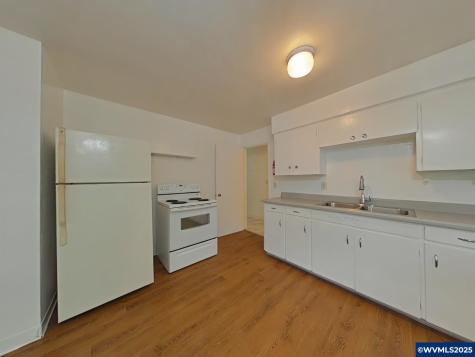 1080-1120 SW 35th Street Corvallis OR 97333