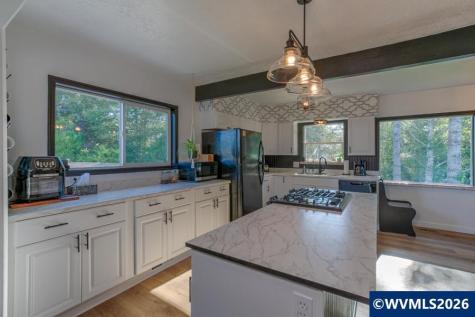 1039-1041 NE Grant Street Newport OR 97365