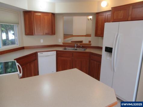 2572 & 2574 Arroyo Ridge Court NW Salem OR 97304