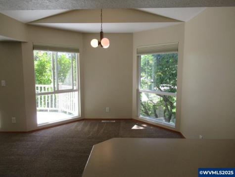 2572 & 2574 Arroyo Ridge Court NW Salem OR 97304