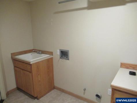 2572 & 2574 Arroyo Ridge Court NW Salem OR 97304