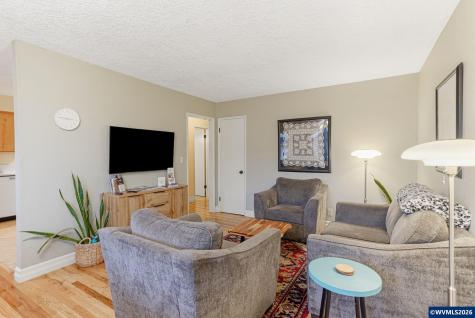 1123 17th (-1133) Street SE Salem OR 97302