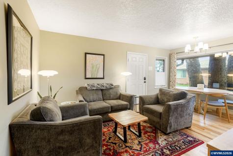1123 17th (-1133) Street SE Salem OR 97302