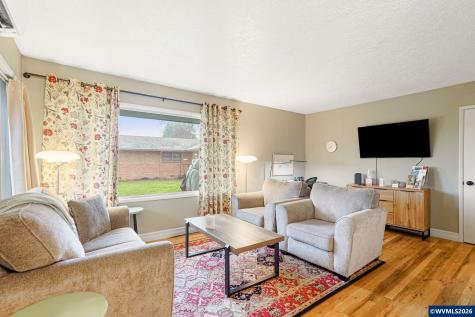 1123 17th (-1133) Street SE Salem OR 97302