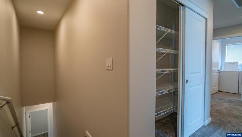 24 & 26 Sand Ridge Court Lebanon OR 97355