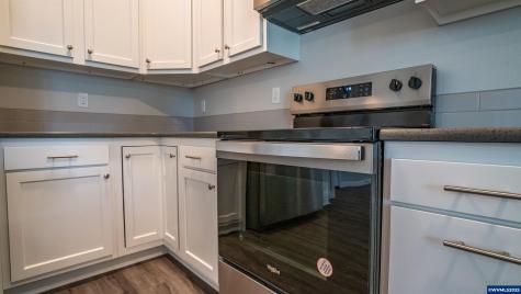 24 & 26 Sand Ridge Court Lebanon OR 97355