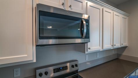 24 & 26 Sand Ridge Court Lebanon OR 97355