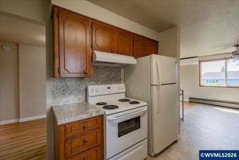 157 NE Fern Court Dallas OR 97338