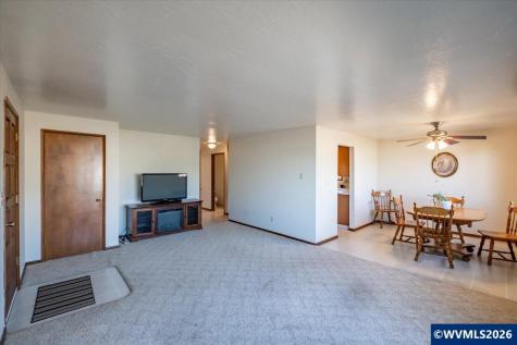 157 NE Fern Court Dallas OR 97338