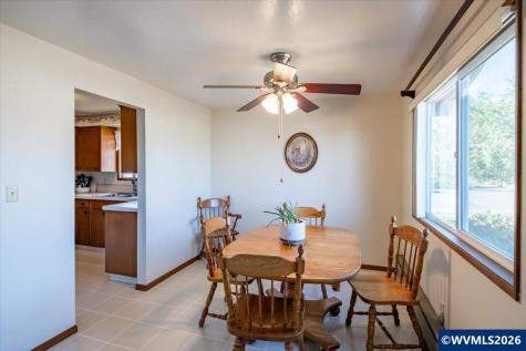 157 NE Fern Court Dallas OR 97338