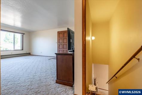 157 NE Fern Court Dallas OR 97338