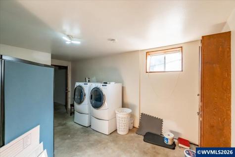 157 NE Fern Court Dallas OR 97338