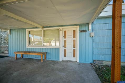 2806 Livingston -2808 Street NE Salem OR 97301
