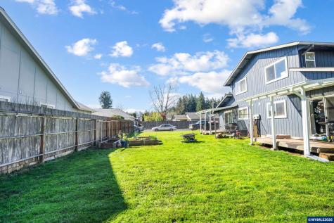 796 S R Street Cottage Grove OR 97424
