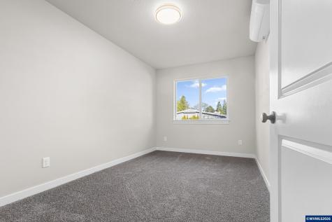 228-230-232 W Clay Street Monmouth OR 97361