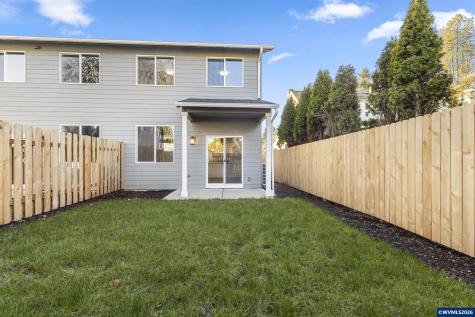 228-230-232 W Clay Street Monmouth OR 97361