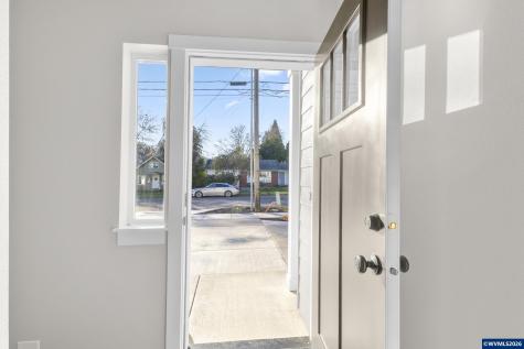 228-230-232 W Clay Street Monmouth OR 97361