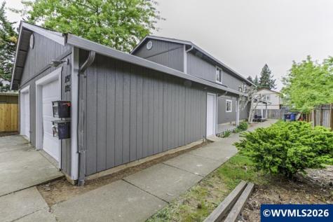 1195 Shipping (-1197) Street NE Salem OR 97301