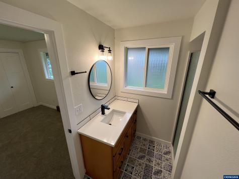 1150 Wyatt (-1160) Avenue Stayton OR 97383