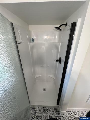 1150 Wyatt (-1160) Avenue Stayton OR 97383