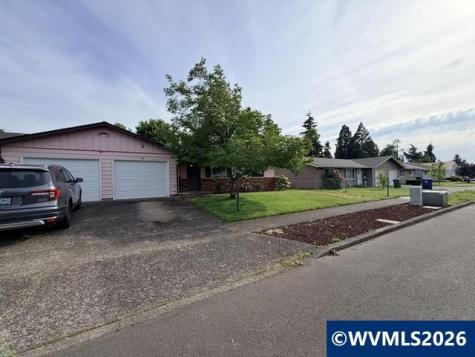 1150 Wyatt (-1160) Avenue Stayton OR 97383