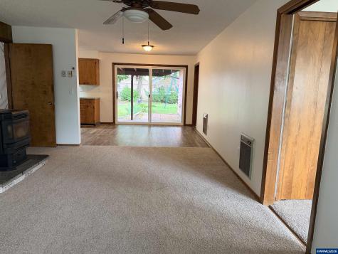 1150 Wyatt (-1160) Avenue Stayton OR 97383
