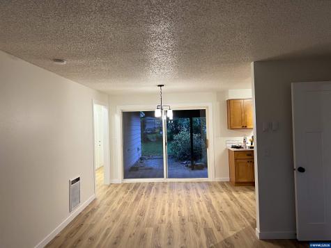 1150 Wyatt (-1160) Avenue Stayton OR 97383