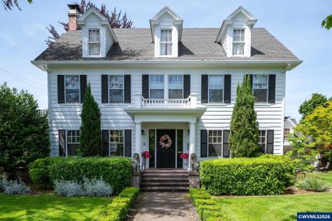809 NE Evans Street Mcminnville OR 97128