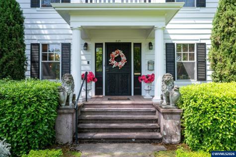 809 NE Evans Street Mcminnville OR 97128