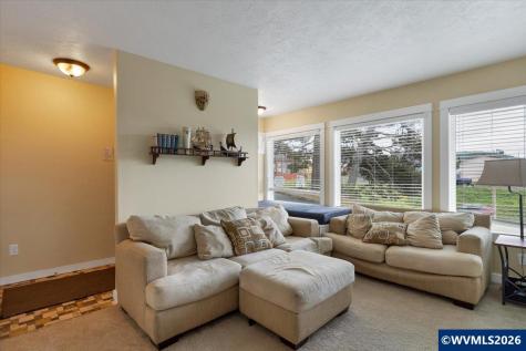 25 NE Clarke Street Depoe Bay OR 97341