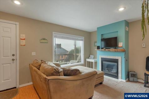 25 NE Clarke Street Depoe Bay OR 97341