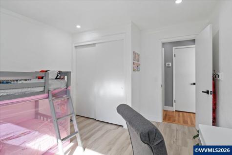 1125 Jays Drive NE Keizer OR 97303