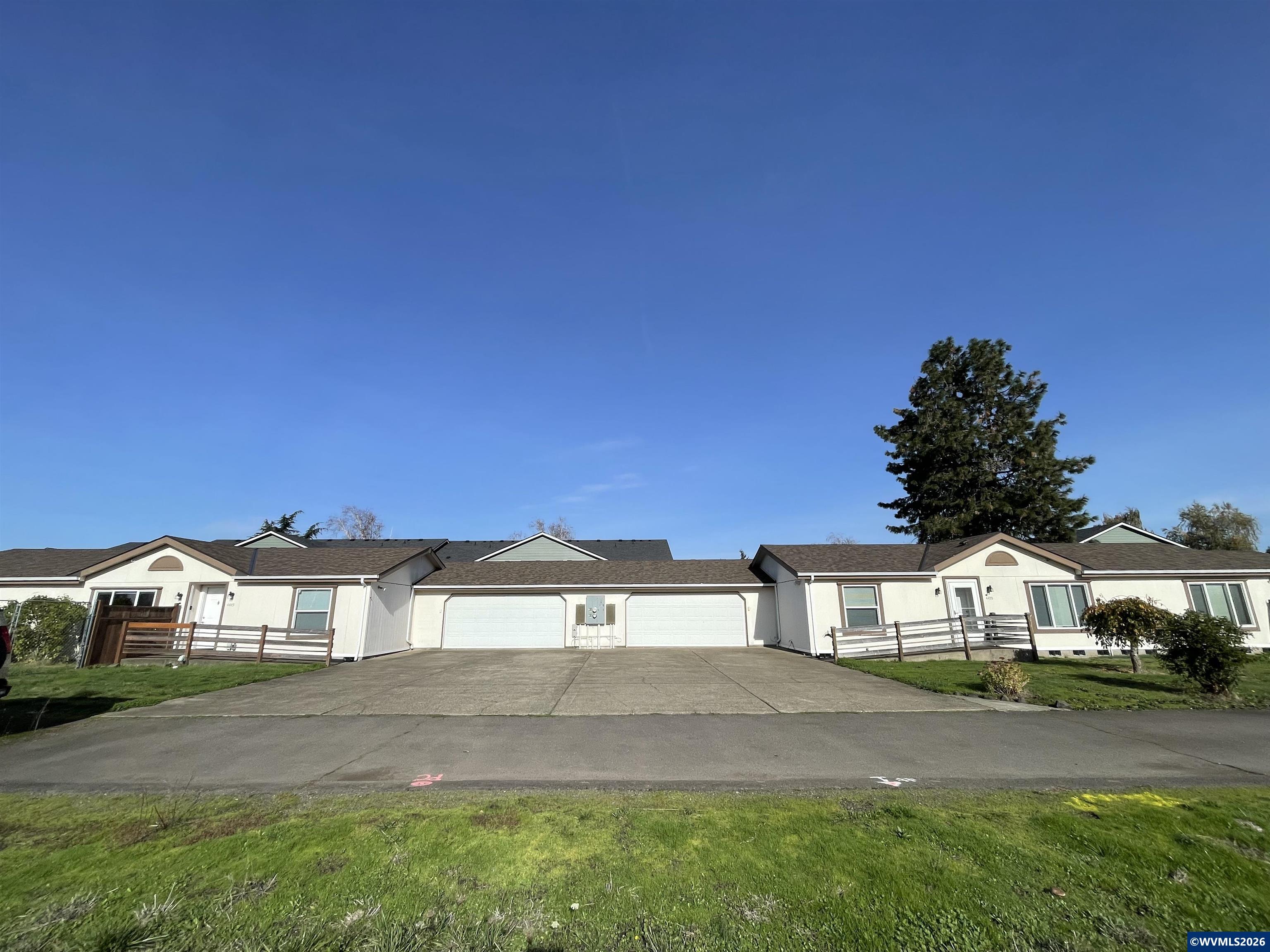 4455 Blueberry (-4445) Lane NE Salem OR 97305