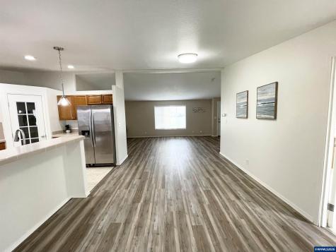 4455 Blueberry (-4445) Lane NE Salem OR 97305