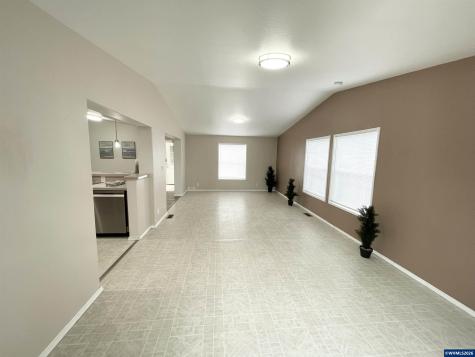 4455 Blueberry (-4445) Lane NE Salem OR 97305