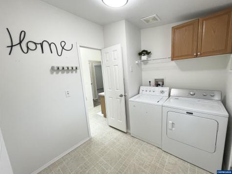 4455 Blueberry (-4445) Lane NE Salem OR 97305